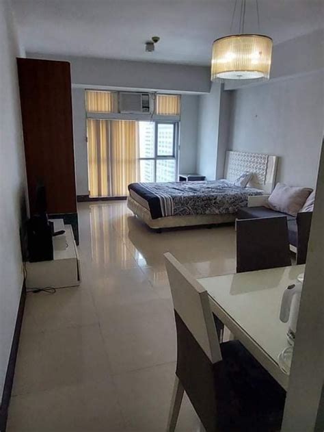 3 listings: studio for rent in Legazpi .